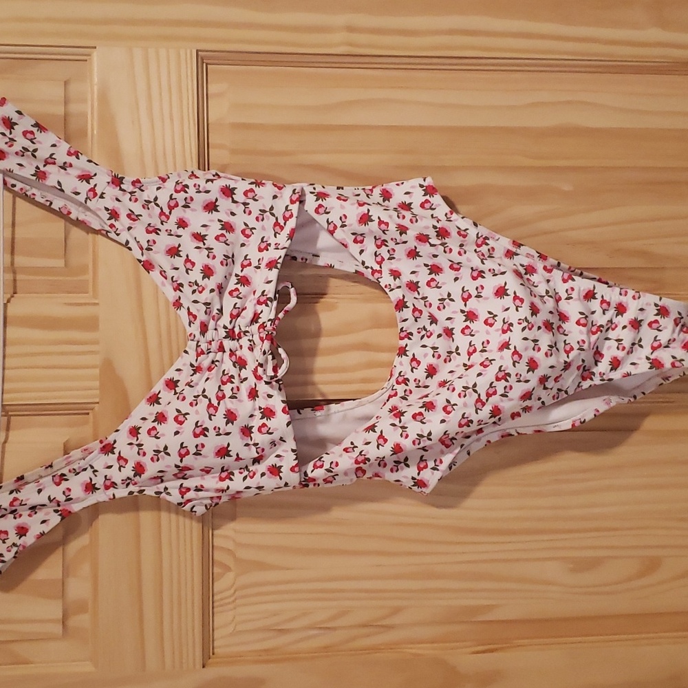Size L swimsuit